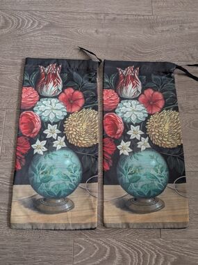 Gucci Floral Drawstring Dust Bag - Black with Multicolor Floral Print